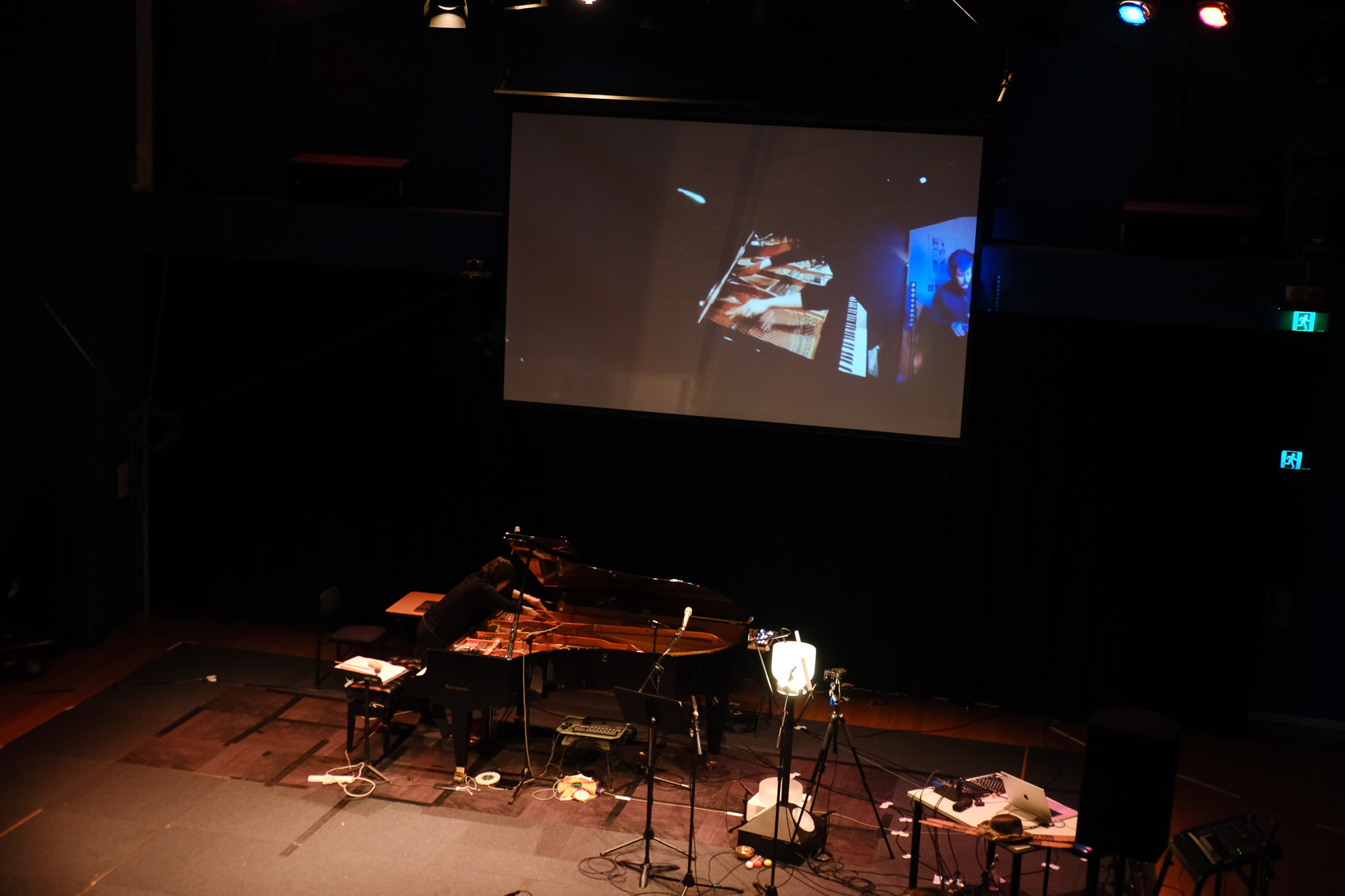 Jocelyn Ho performing "My sunset is your sunrise, yet we touch" with Dirk Stromberg and Michał Seta remote.